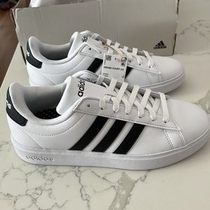 New  Adidas Grand Court 2.0 size 7.5